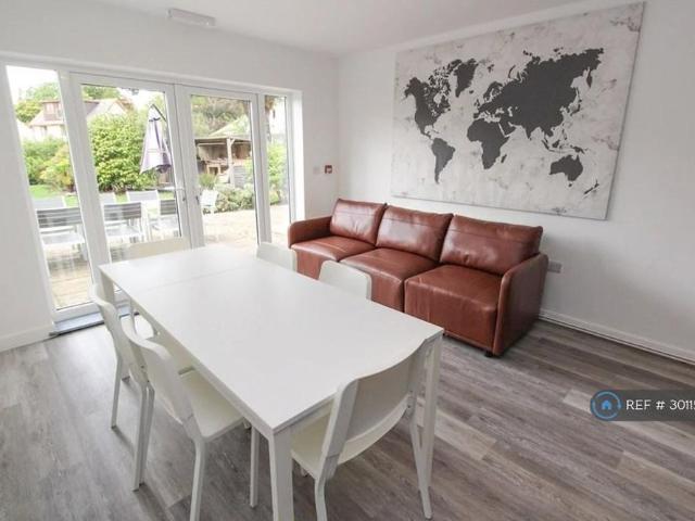 Room for rent in Upper Parkstone, Poole