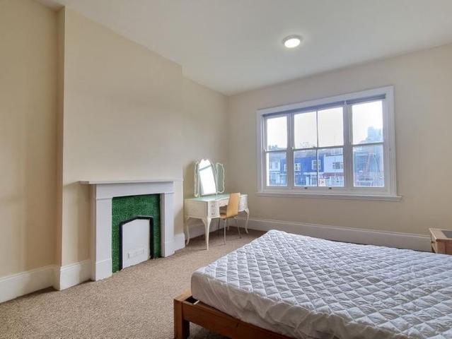 Room for rent in Round Hill, Brighton & Hove