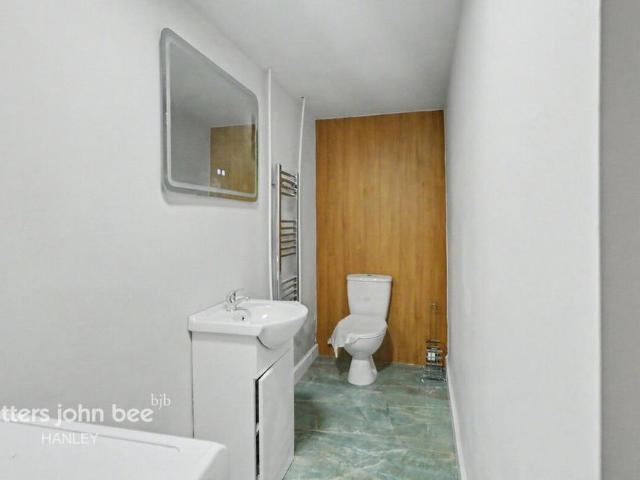 Room for rent in Hanley, Stoke-on-Trent