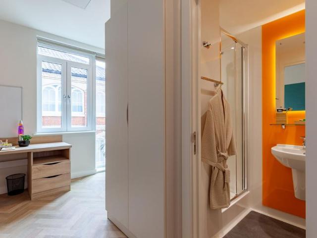 Room for rent in Heigham Grove, East Bank