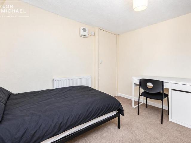 Room for rent in Brunswick, Brighton