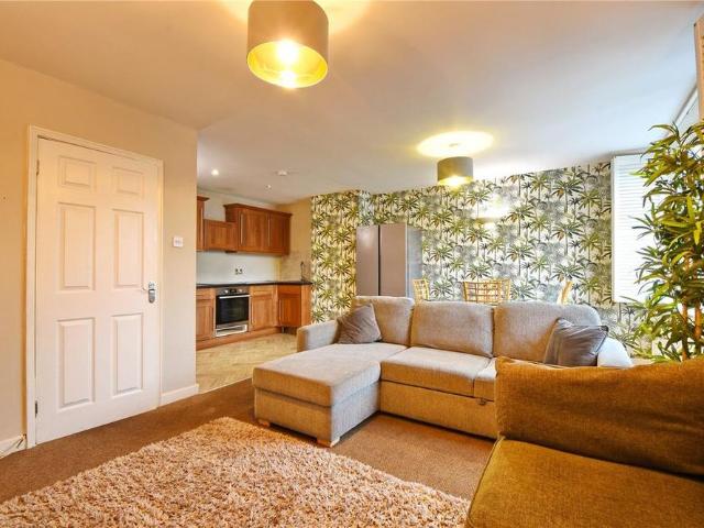Room for rent in City Centre, Feckenham