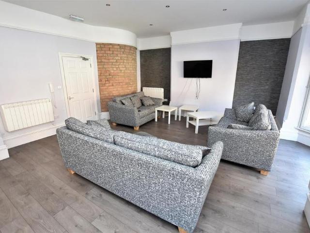 Room for rent in The Meadows, Haddon