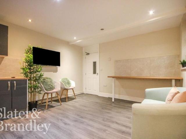 Room for rent in St Ann's, Haddon