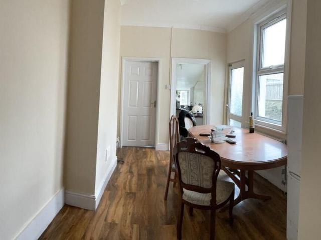 Room for rent in Kingswood, South Gloucestershire