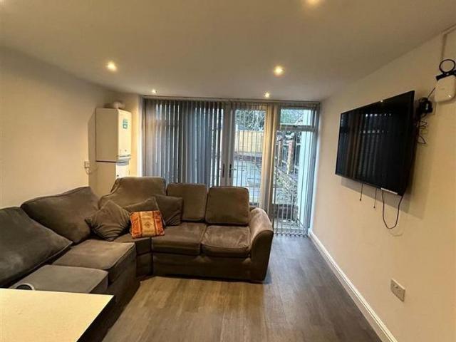 Room for rent in West Midlands