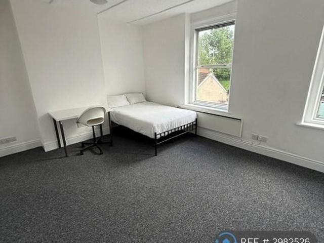 Room for rent in Feckenham, City Of Bristol