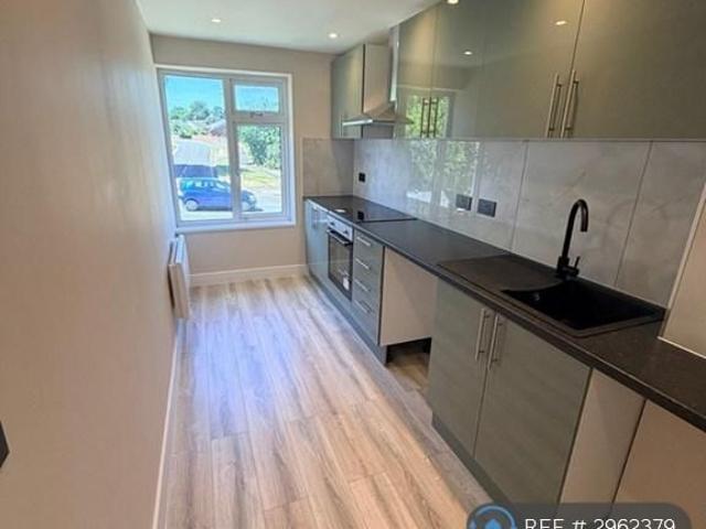 Room for rent in Blackwater and Hawley, Hart