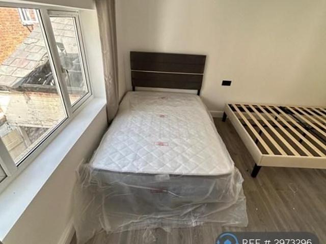 Room for rent in New Bilton, Warwickshire