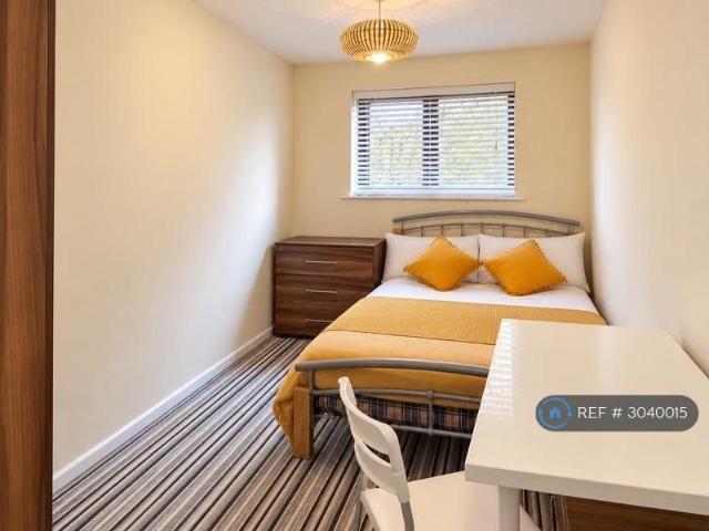 Room for rent in Upper Parkstone, Poole