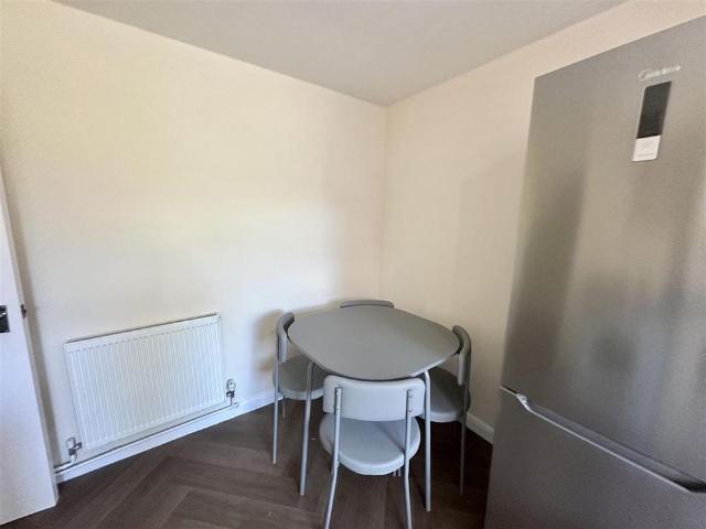 Room for rent in St James, Sandown Park