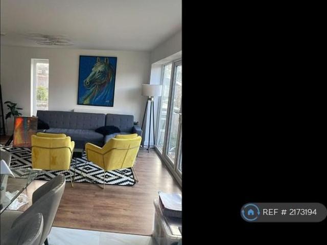 Room for rent in Troy Town, Rochester