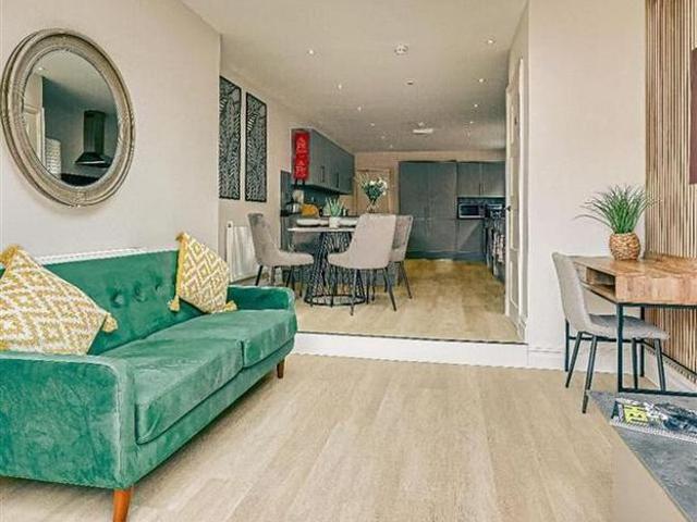 Room for rent in Alton Barnes, Essex