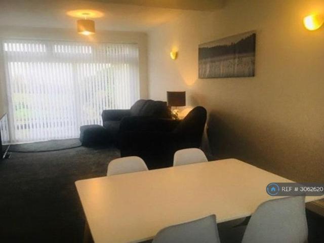 Room for rent in Holt, St Helens