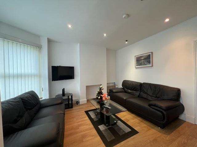 Room for rent in Heeley Bottom, South Yorkshire