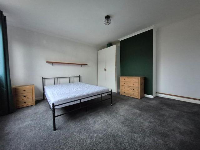 Room for rent in Singleton, Ashford