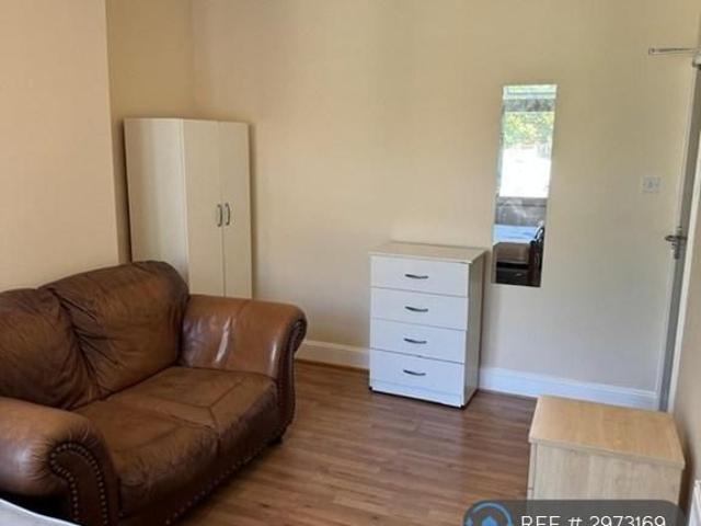 Room for rent in Greater London
