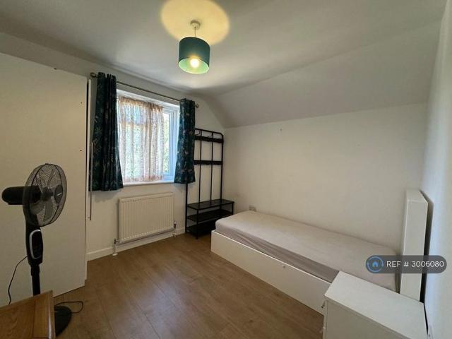 Room for rent in Slough