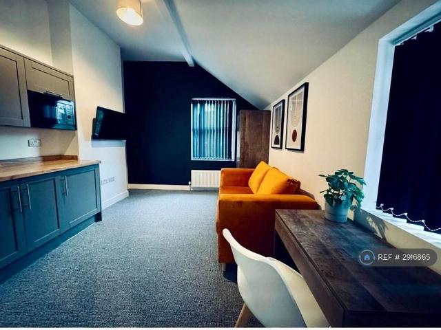 Room for rent in Northgate Village, Two Mills