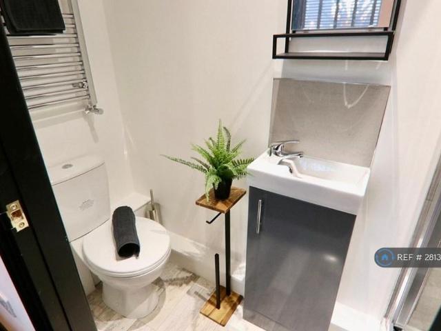 Room for rent in Primrose Bank, Pendock