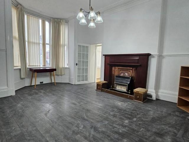 Room for rent in Burnedge, Greater Manchester