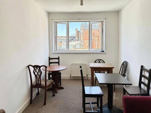 Room for rent in Buckland, City Of Portsmouth