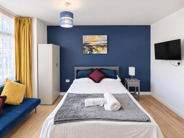 Room for rent in London Borough of Ealing, Greater London