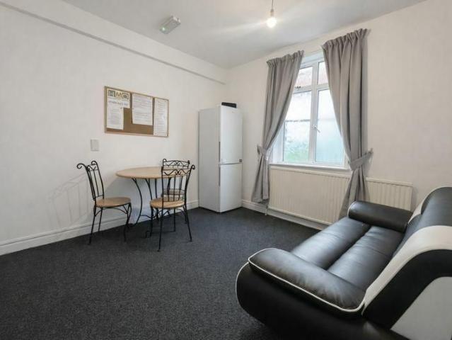 Room for rent in Castlefield, Cressex
