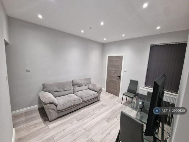 Room for rent in Stoke, Stoke-on-Trent