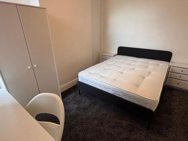 Room for rent in Haddon, East Midlands