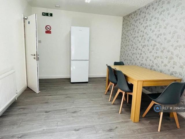 Room for rent in Slough