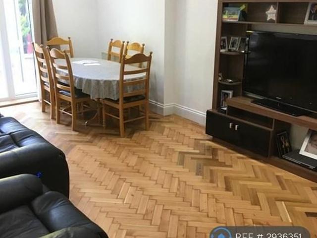 Room for rent in London Borough of Lewisham, Bell Green