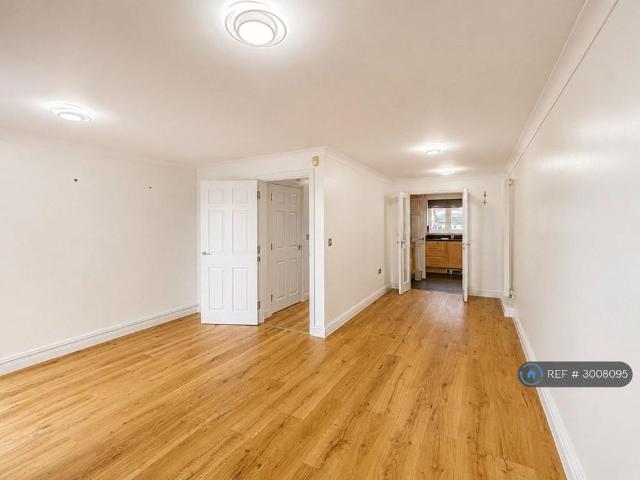 Room for rent in Sunninghill and Ascot, Ascot
