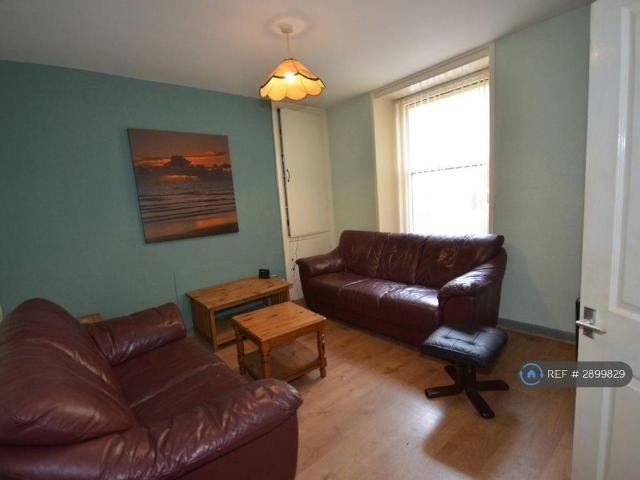 Room for rent in Waun Fawr, Wales