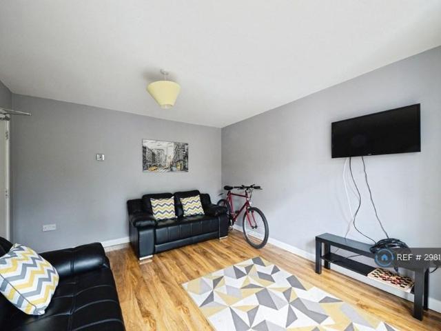 Room for rent in Olton, West Midlands