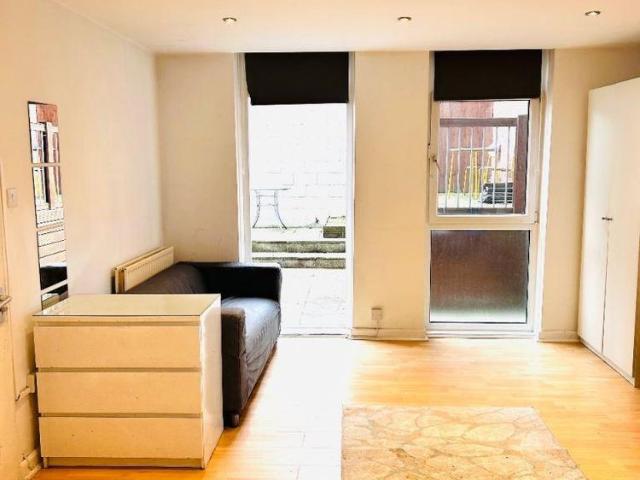 Room for rent in St. John's Wood, Greater London