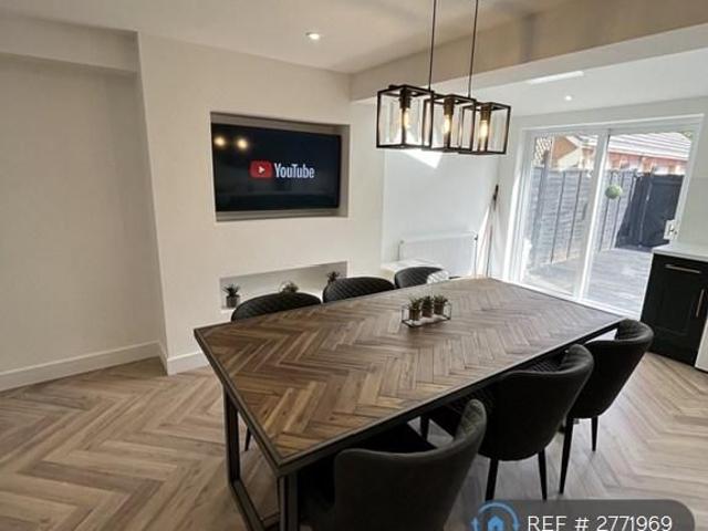 Room for rent in Timken, Daventry