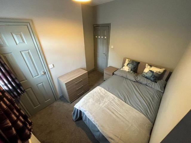 Room for rent in Ardsley, Barnsley