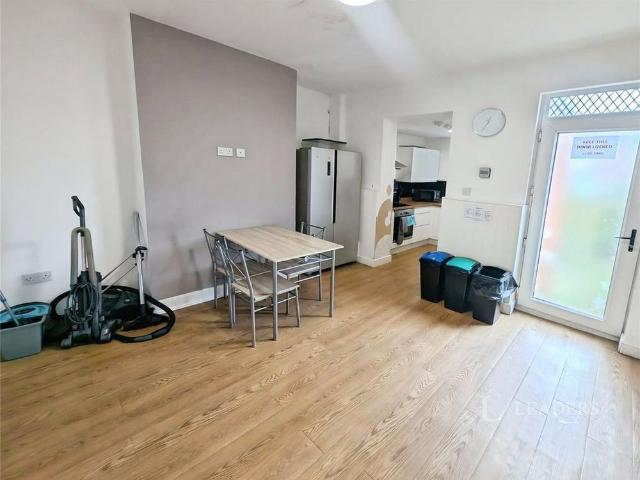 Room for rent in Worsbrough Common, Barnsley