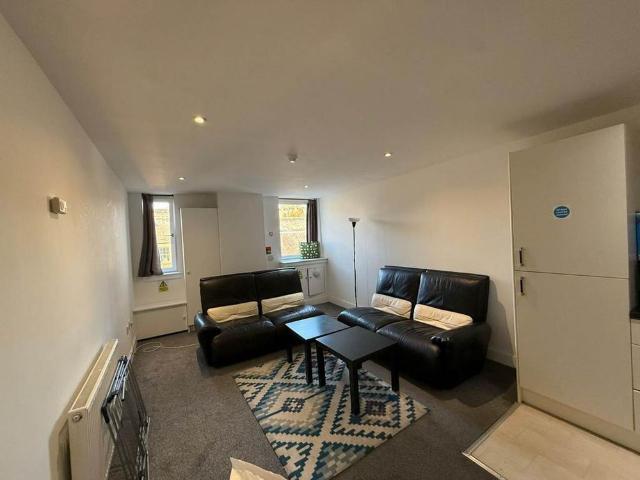 Room for rent in Old Headington, The Slade