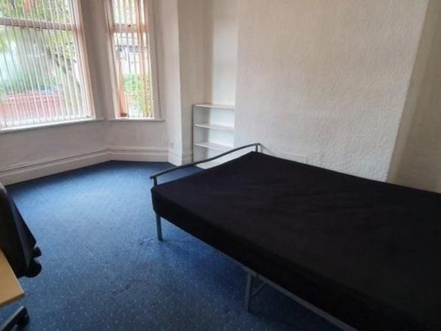 Room for rent in Victoria Park, Manchester