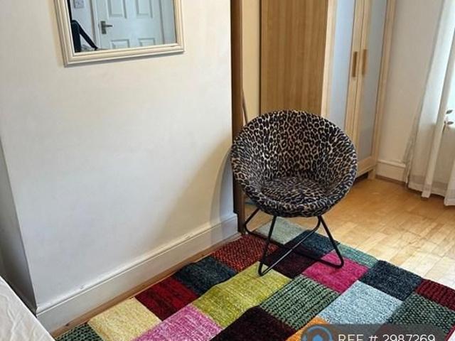 Room for rent in Ferndale, Swindon