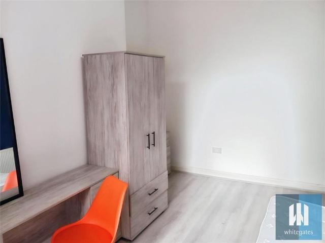 Room for rent in Highfields, Huddersfield