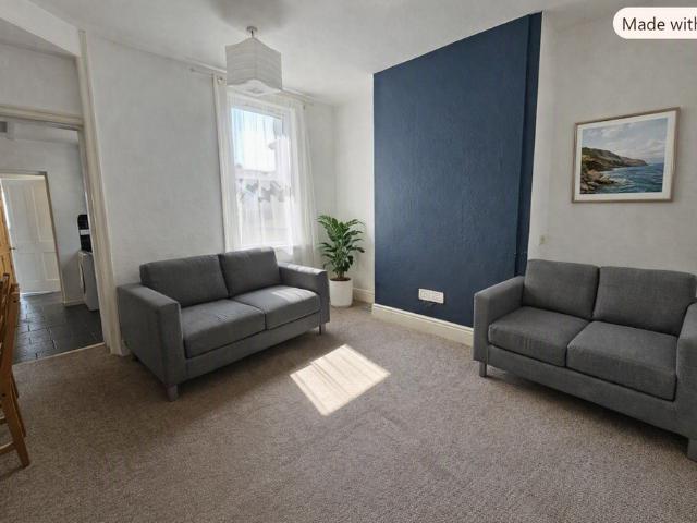 Room for rent in Dulcote, Bath And North East Somerset