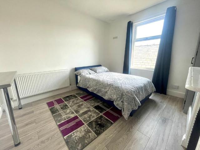 Room for rent in East Cliff, Acol