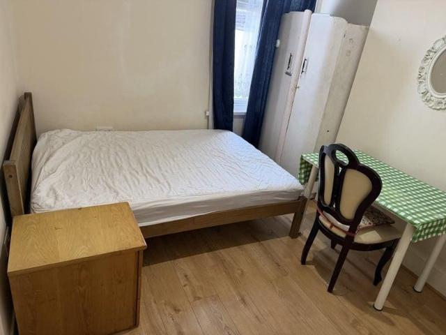 Room for rent in London Borough of Newham, Greater London