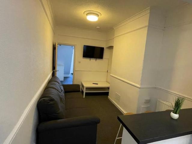 Room for rent in Northgate Village, Two Mills