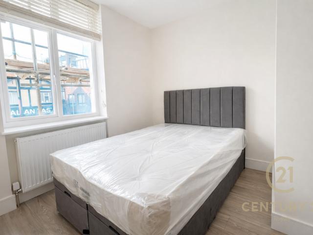 Room for rent in Surbiton, Greater London