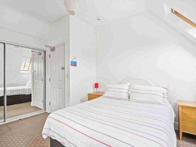 Room for rent in Swallow, Buckinghamshire