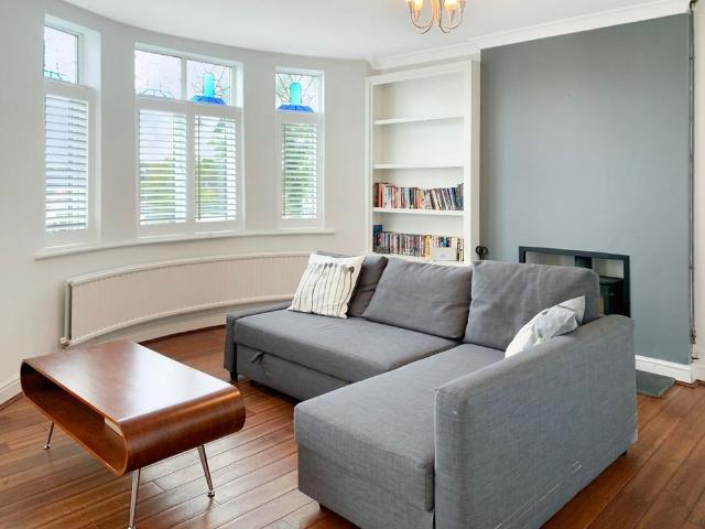 Room for rent in Penylan, Falcon Lodge